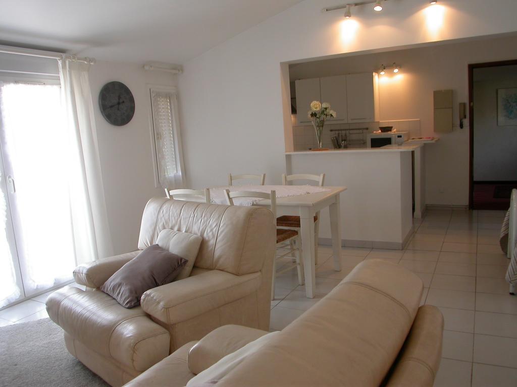 Apartments La Madeleine Avignon Rom bilde