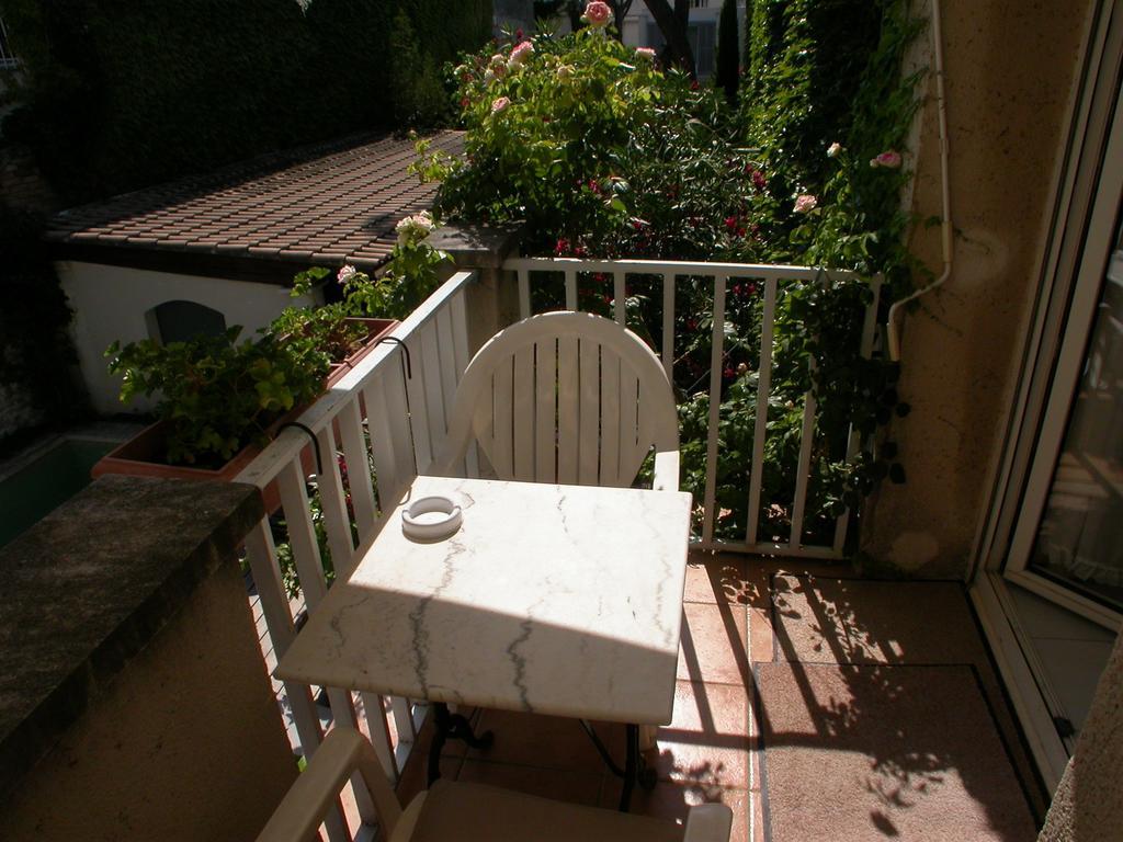 Apartments La Madeleine Avignon Rom bilde